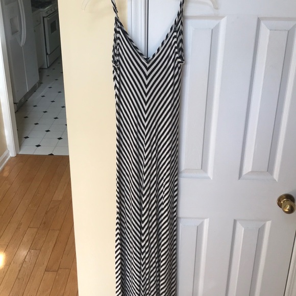 PIN STRIPED MAXI DRESS - Picture 3 of 5